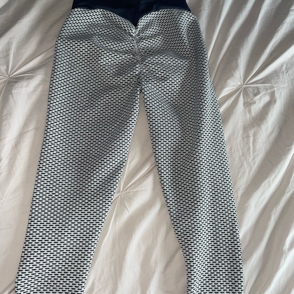 Scrunch leggings - Picture 3 of 3